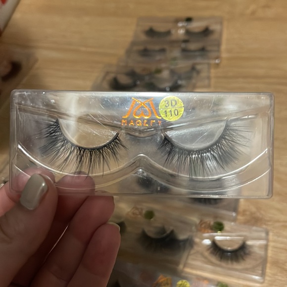 Magefy Eyelash Set Bundle - Picture 9 of 9